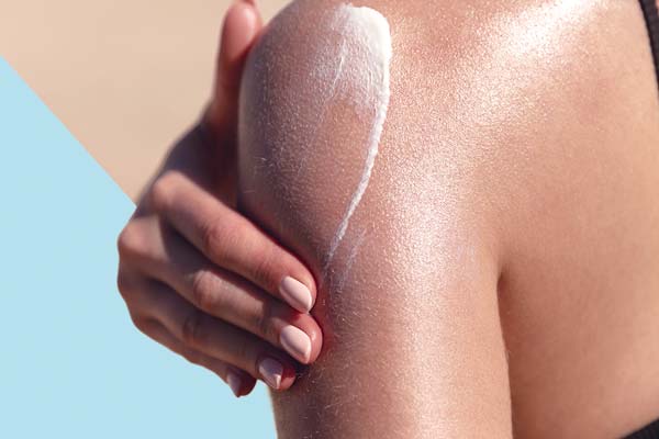 防曬乳： 抗曬的第一道防線 Sunscreen: Your First Line of Defense against the Sun