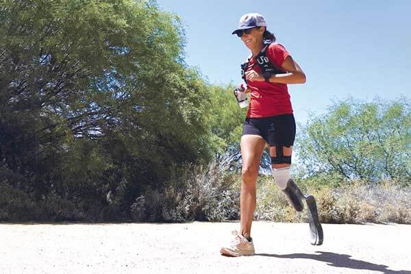 腿下的銀翼:義肢跑者 連跑 104 天馬拉松 Amputee Runs 104 Marathons in 104 Days