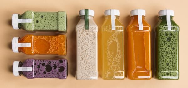一絲不掛～裸瓶包裝零負擔！ Label-Free Packaging: Japan’s Good Fight against Plastic Waste