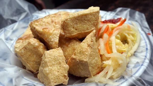這些夜市小吃標上英文 #hashtag,讓外國人看得口水直直流 - stinky tofu 臭豆腐