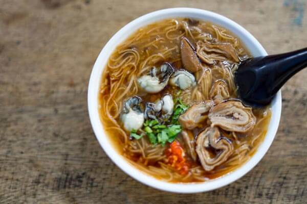 這些夜市小吃標上英文 #hashtag,讓外國人看得口水直直流 - oyster thin noodles 蚵仔麵線
