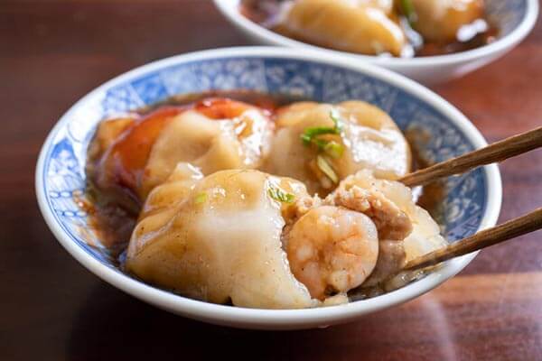 這些夜市小吃標上英文 #hashtag,讓外國人看得口水直直流 - Taiwanese meatballs 肉圓