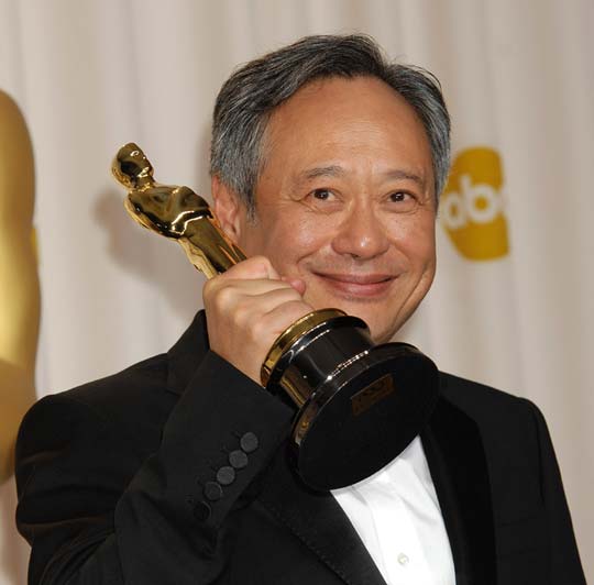 NEWS  李安獲頒英國影藝 學院終身成就獎 